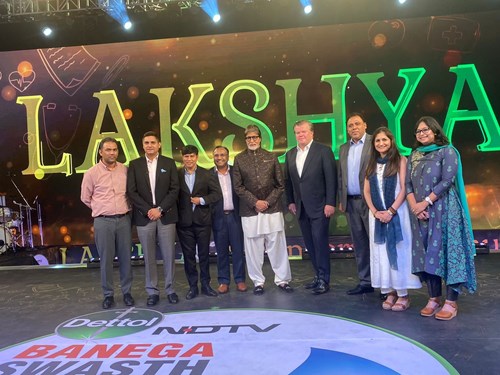A group of celebrities and organisers onstage during the Lakshya, Sampoorn Swasthya Ka 12-hour telethon, part of the Dettol Banega Swasth India Campaign
